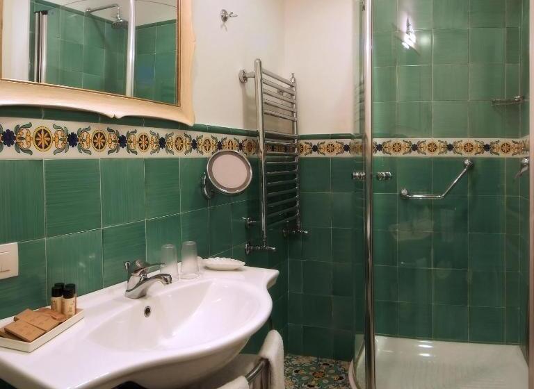 豪华海景房, Montemare