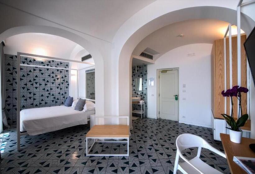 豪华套房, Montemare