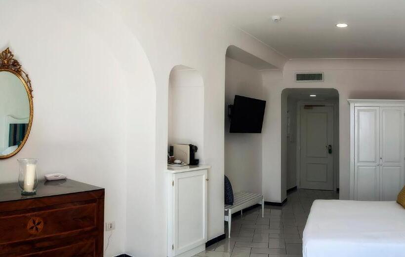 豪华海景房, Montemare