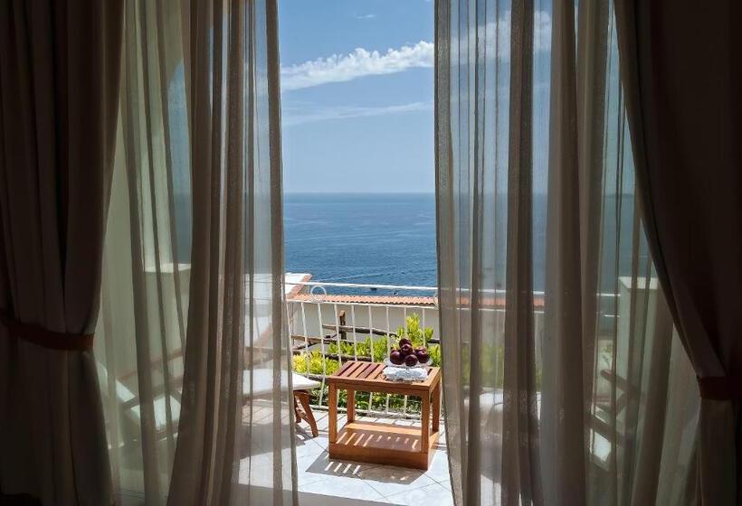 豪华海景房, Montemare