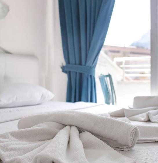 Семейный Номер, Navy