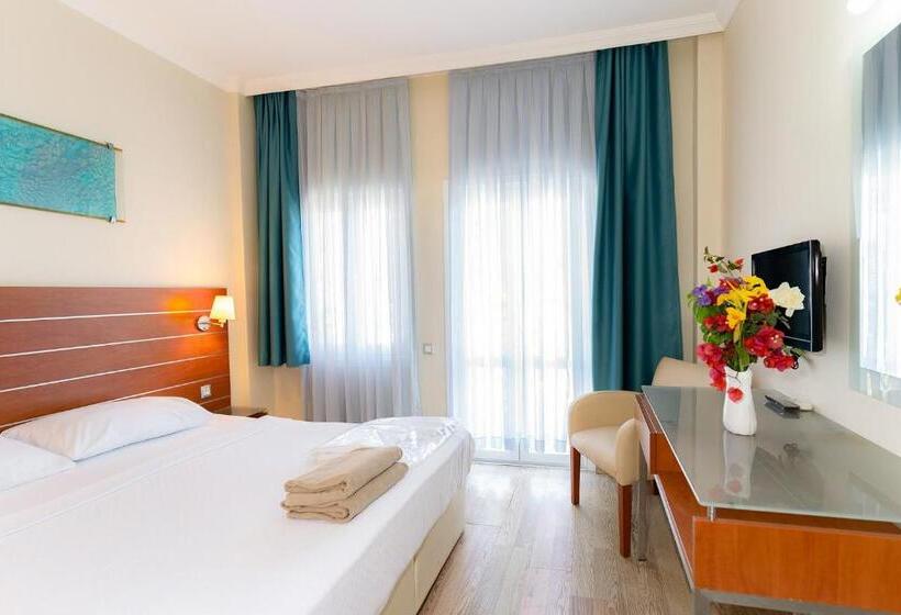 חדר משפחתי, Petunya Beach Resort