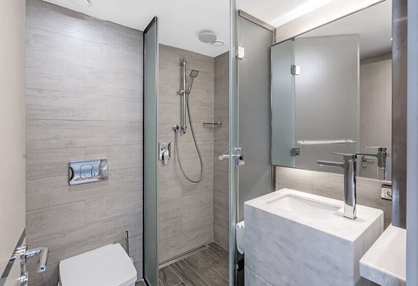 سوییت خانوادگی, Rixos Premium Tekirova, The Land of Legends Access