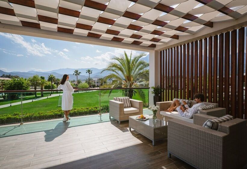 فيلا سوبيريور غرفة نوم واحدة, Rixos Premium Tekirova, The Land of Legends Access