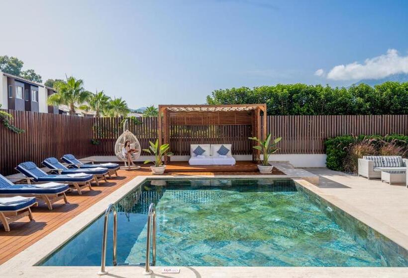 فيلا سوبيريور غرفة نوم واحدة, Rixos Premium Tekirova, The Land of Legends Access