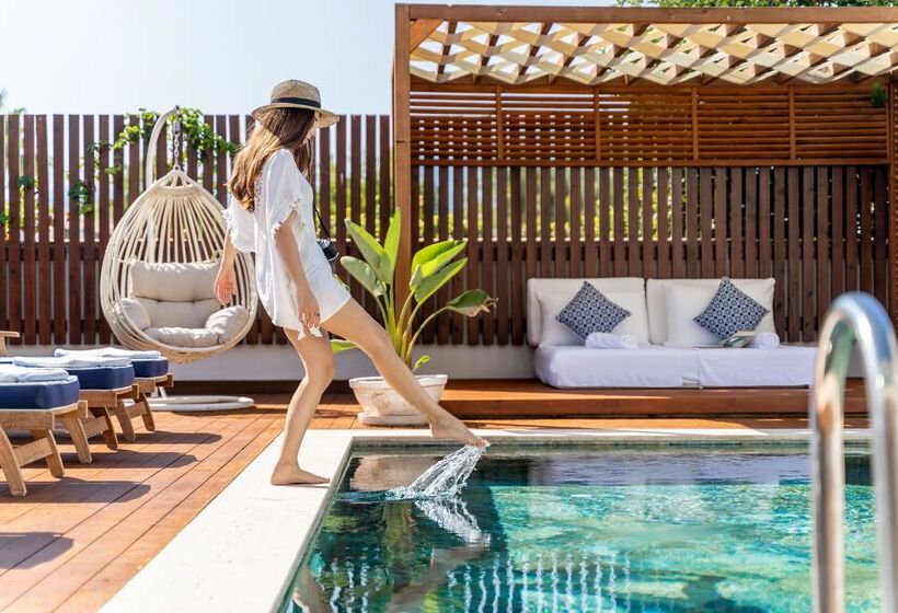 فيلا سوبيريور غرفة نوم واحدة, Rixos Premium Tekirova, The Land of Legends Access