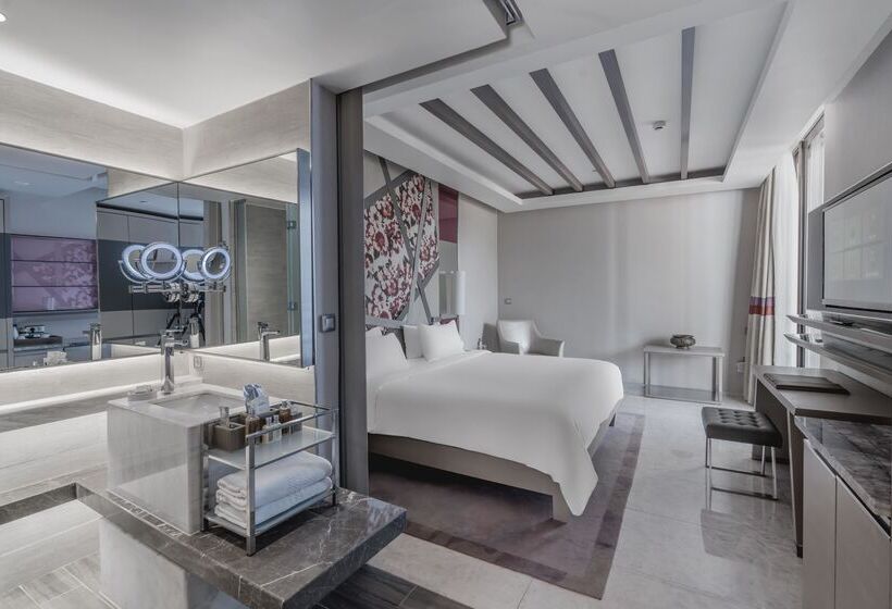 ‫فيلا غرفة نوم واحدة, Rixos Premium Tekirova, The Land of Legends Access