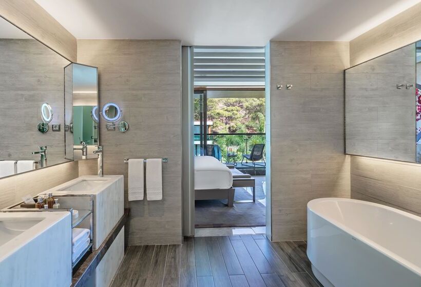 ‫فيلا غرفة نوم واحدة, Rixos Premium Tekirova, The Land of Legends Access