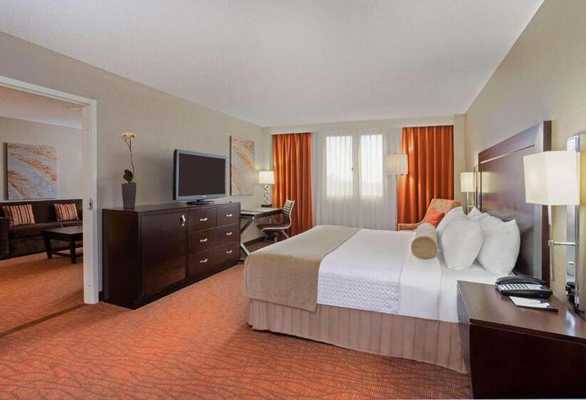 Quarto Deluxe Cama King, Sonesta Miami Airport