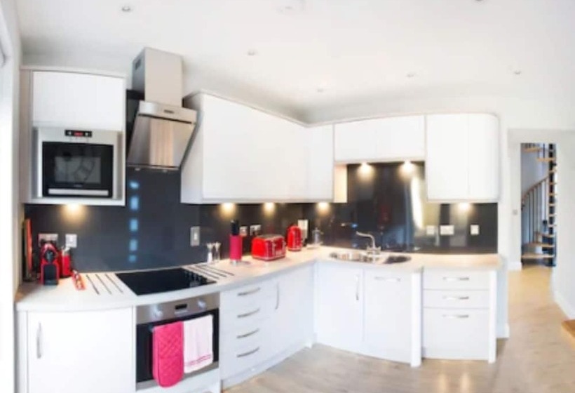 Апартаменты Deluxe 2 Спальни, The Glenmoriston Townhouse