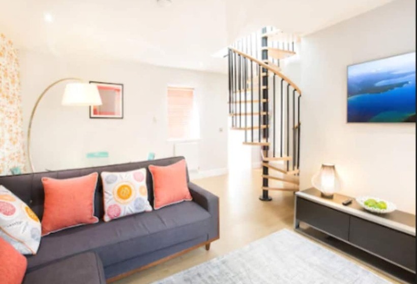Апартаменты Deluxe 2 Спальни, The Glenmoriston Townhouse