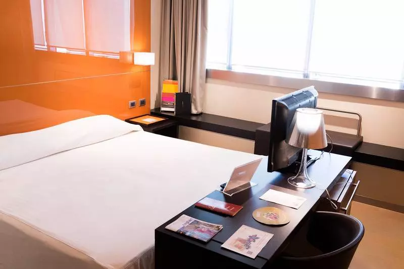 اتاق لوکس, Unahotels T Hotel Cagliari