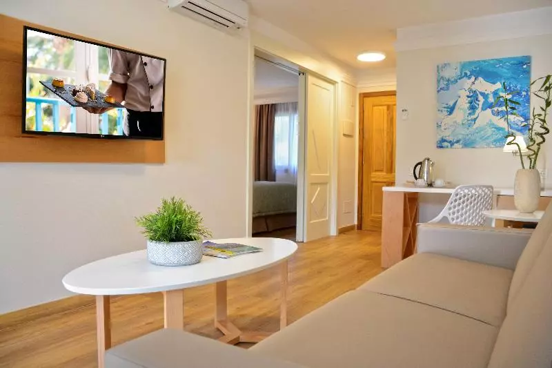 سوییت, Alua Suites Fuerteventura - All Inclusive