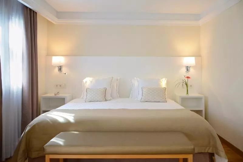 سوییت جونیور با چشم‌انداز استخر, Alua Suites Fuerteventura - All Inclusive