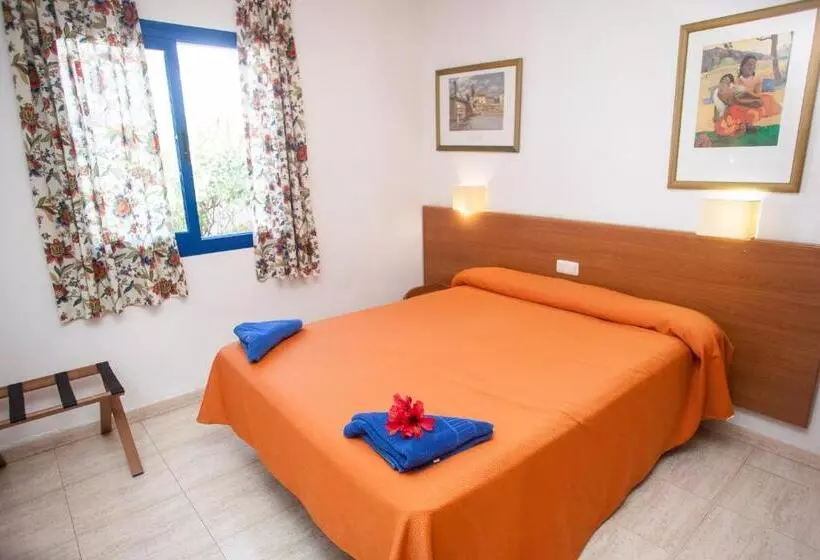 ویلای 2 خوابه, Villas Las Marinas