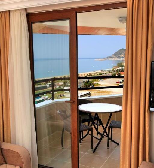 Apartamento 2 Quartos com Varanda, Yeniacun Apart