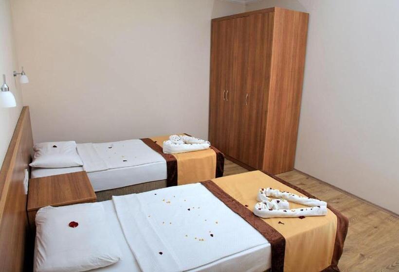 Apartamento 1 Dormitório Vista Jardim, Yeniacun Apart