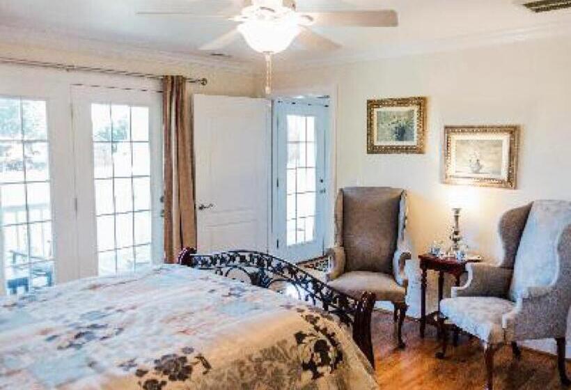 Четырехместный Номер Стандарт, A Mighty Oak B&b