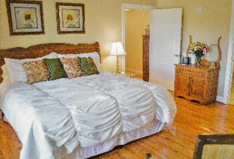 Четырехместный Номер Стандарт, A Mighty Oak B&b