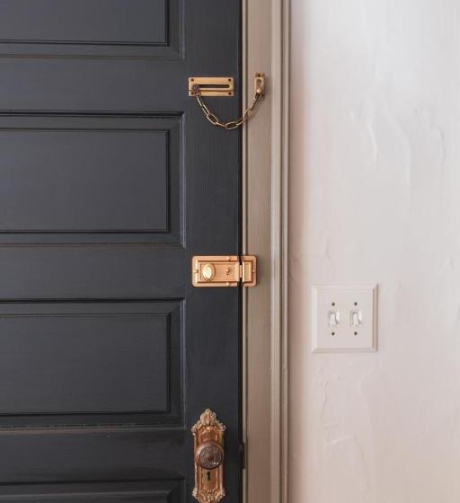 סוויטה נוף לגינה, Stonehill S Farmhouse