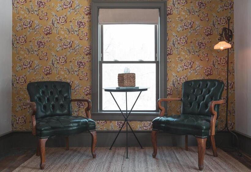 סוויטה נוף לגינה, Stonehill S Farmhouse