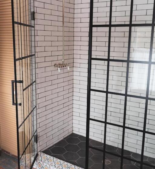 סוויטה דלוקס, Stonehill S Farmhouse