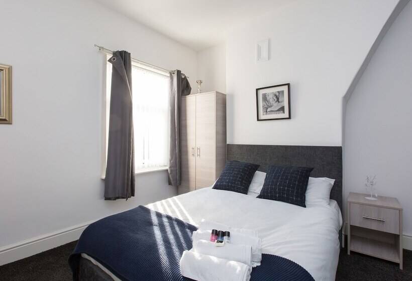 غرفة قياسية, Townhouse @ 83 Edleston Road Crewe