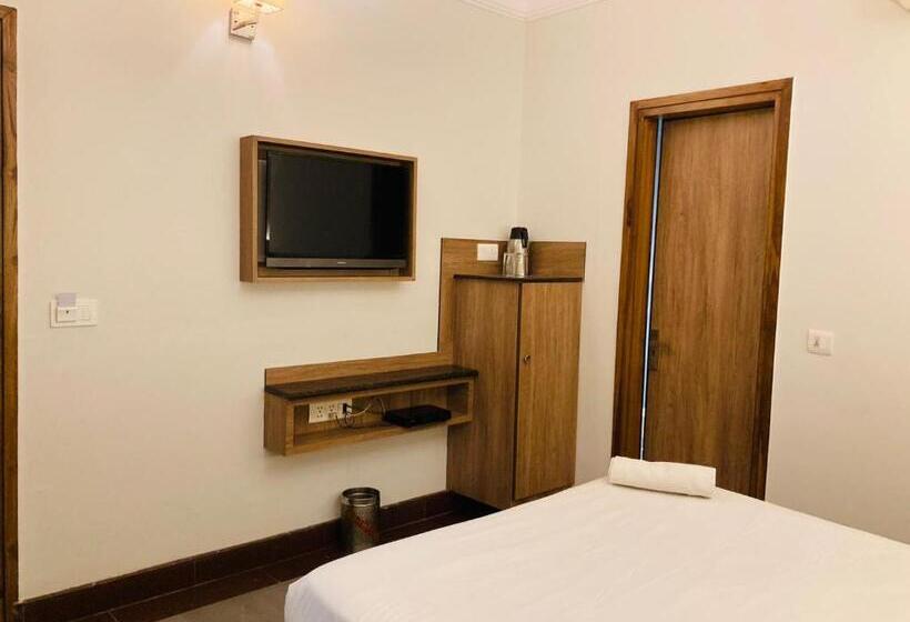 스탠다드 룸 킹사이즈 침대, Aman Palace