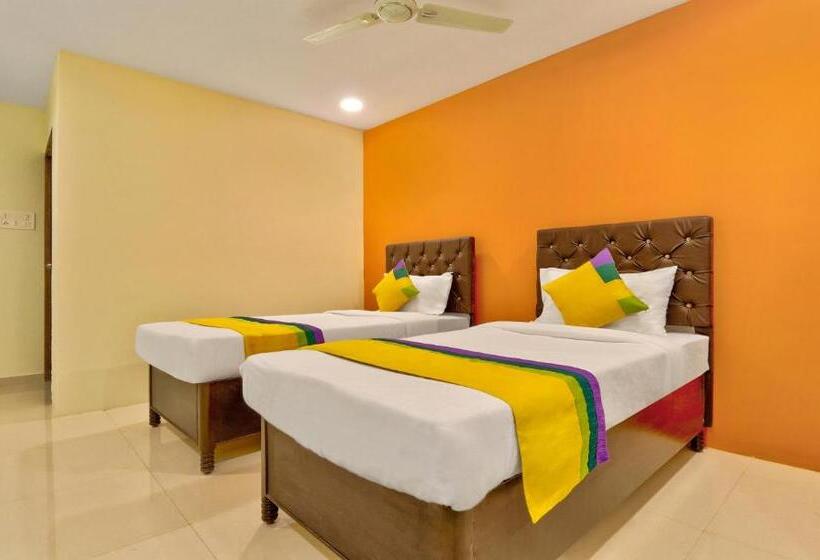 اتاق استاندارد, Itsy Hotels Carnival Inn