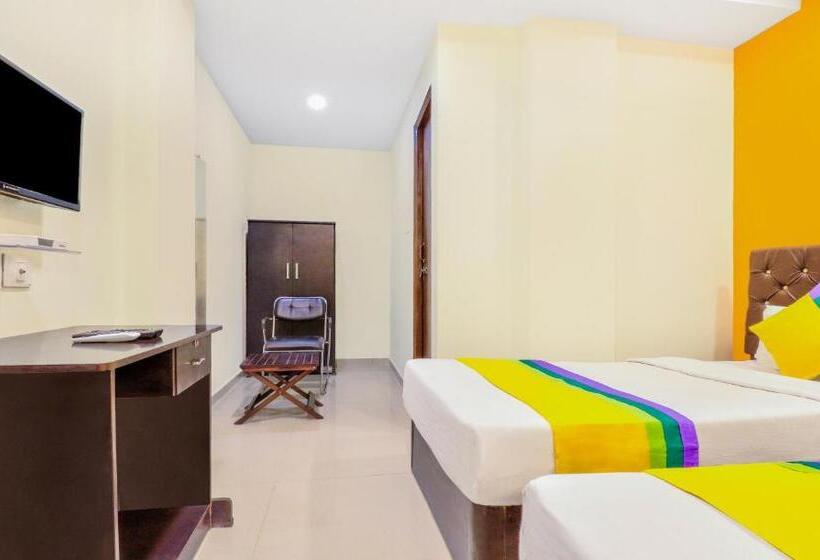 اتاق استاندارد, Itsy Hotels Carnival Inn