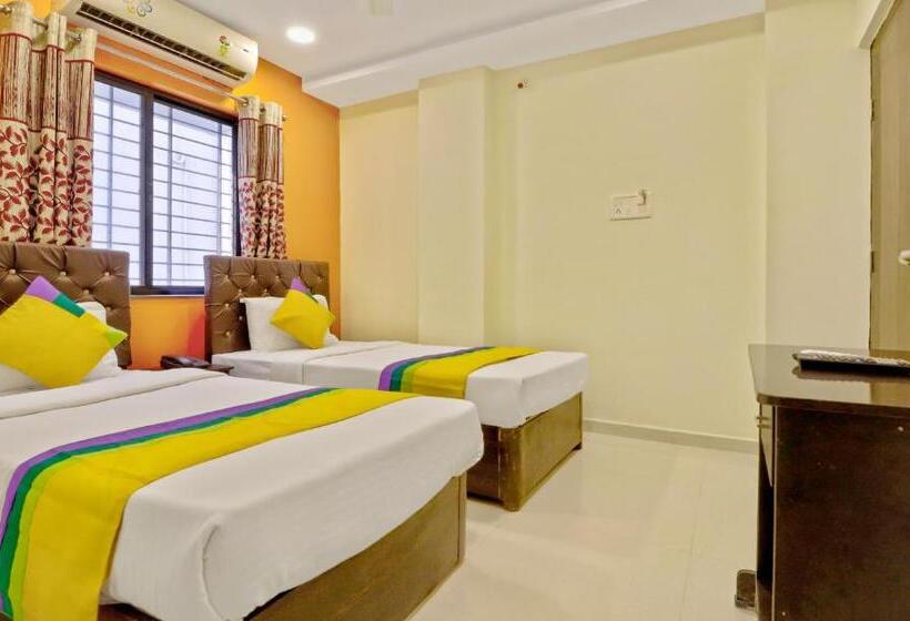 اتاق استاندارد, Itsy Hotels Carnival Inn