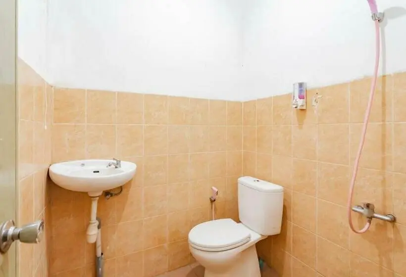 Standard-huone, Reddoorz Near Pasar Klandasan Balikpapan
