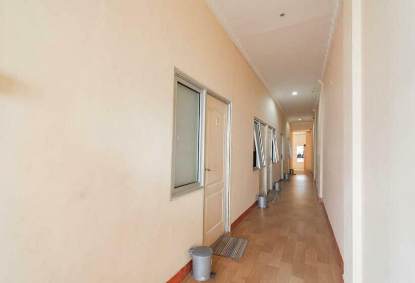 Номер Стандарт, Reddoorz Near Pasar Klandasan Balikpapan