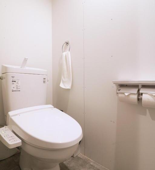 Номер Deluxe, Wheat Wacca