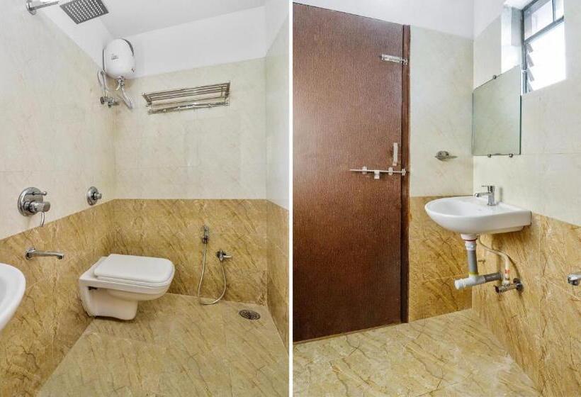 اتاق استاندارد, Itsy Hotels Carnival Inn