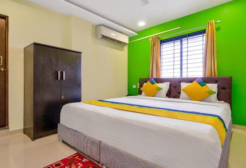 اتاق استاندارد, Itsy Hotels Carnival Inn