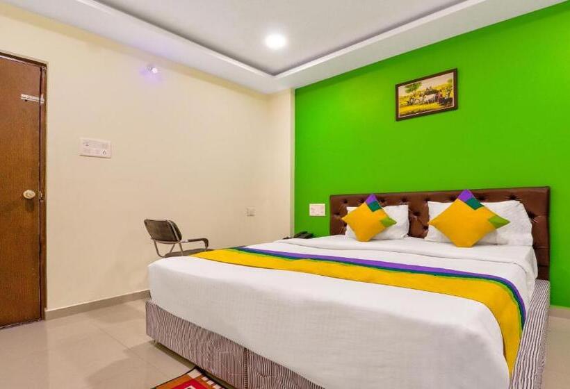 اتاق استاندارد, Itsy Hotels Carnival Inn