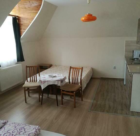 スタンダードルーム, Révész Vendégház