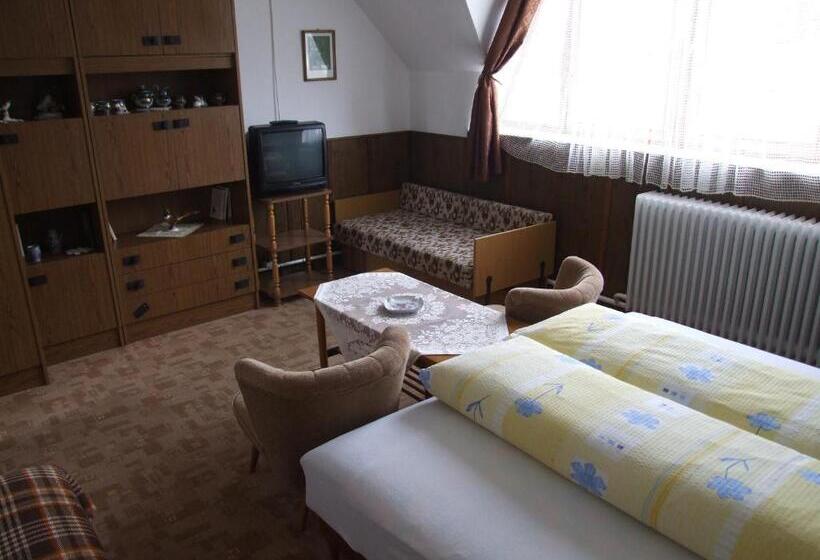 スタンダードルーム, Révész Vendégház