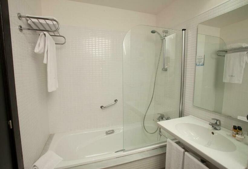 Семейный Номер, Aparthotel Attica21 As Galeras