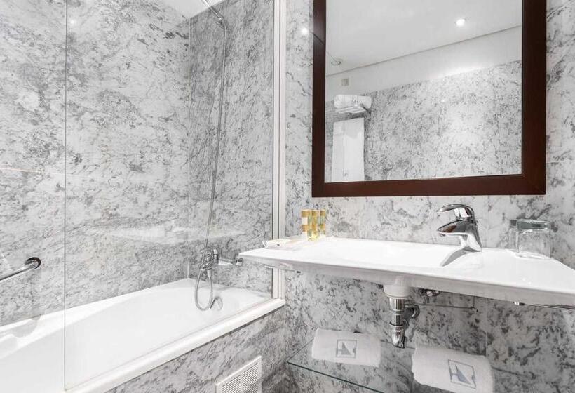 غرفة عائلية, Eurostars Das Artes