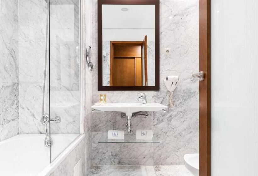 غرفة قياسية فردية, Eurostars Das Artes