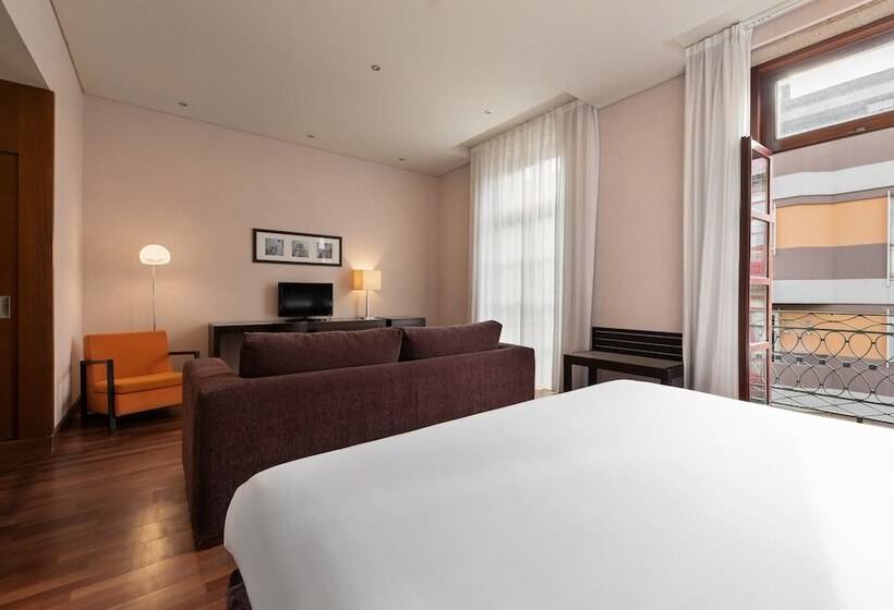 جناح جونيور, Eurostars Das Artes