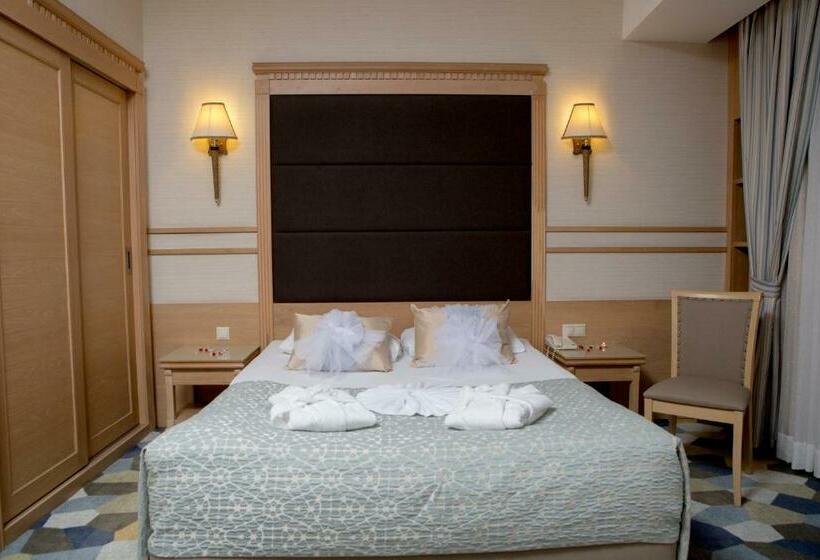 اتاق استاندارد یک نفره, Fame Residence Lara & Spa