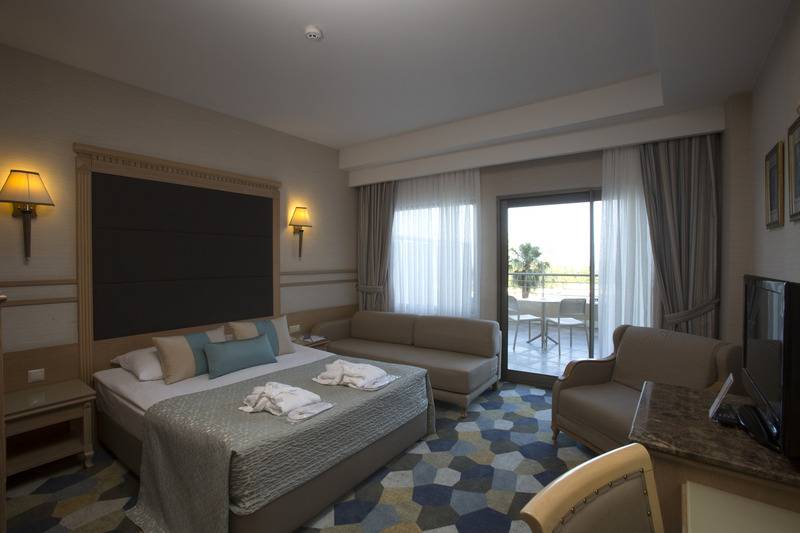 اتاق لوکس خانوادگی, Fame Residence Lara & Spa