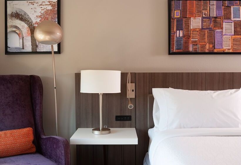 Номер Стандарт, Hilton Garden Inn Atlanta Airport/millenium Center