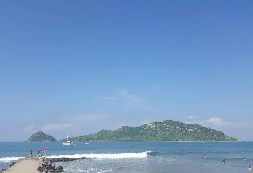 اتاق استاندارد, Las Flores Beach Resort