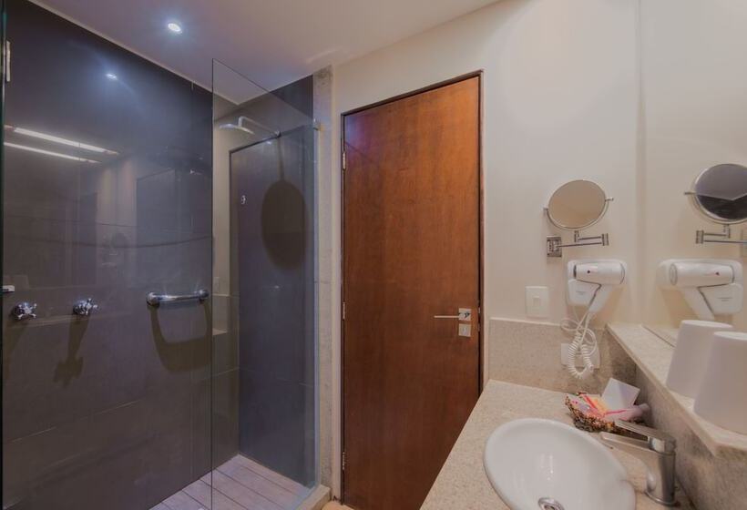 家庭间, Marupiara Resort