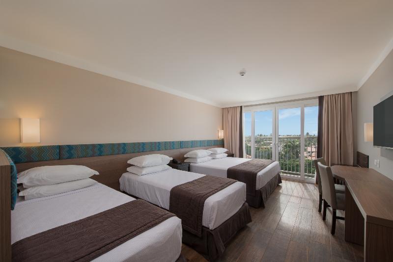 家庭间, Marupiara Resort