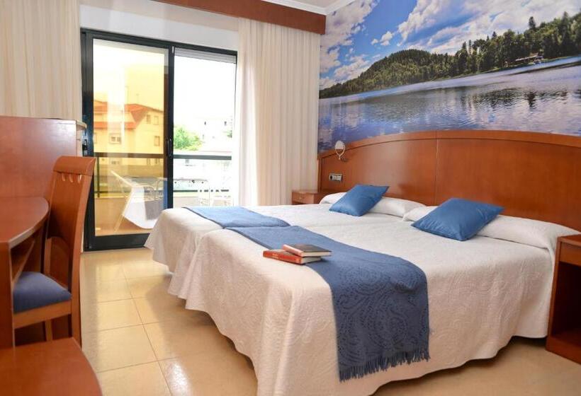 اتاق استاندارد با تراس, Portonovo